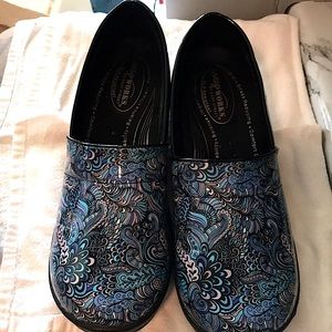 Easy Works Shoes by EASY STREET